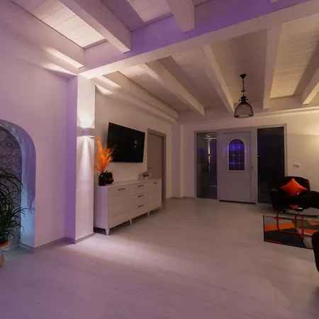 Apartment La Di Giovina By Yucca Torano Nuovo